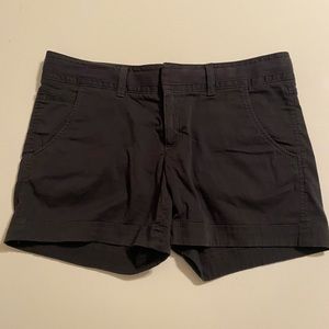 Women’s black Athleta shorts 4”